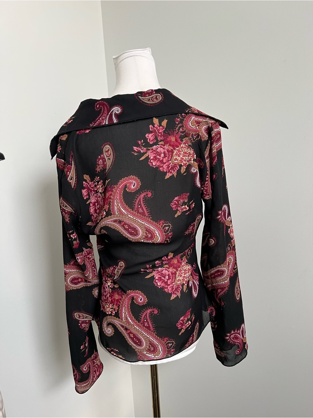 Sheer Floral Paisley Ruffle Blouse Boho Bell Sleeve Top Black Pink S/M - Picture 5 of 5